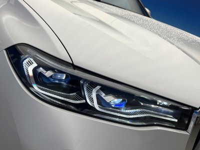 2021 BMW X7 thumbnail 33
