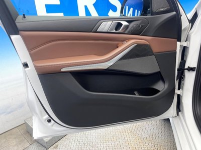 2021 BMW X7 thumbnail 41