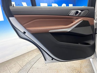 2021 BMW X7 thumbnail 43