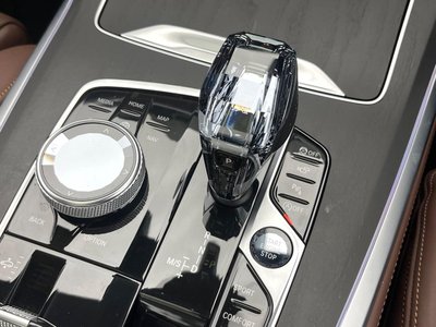 2021 BMW X7 photo 14