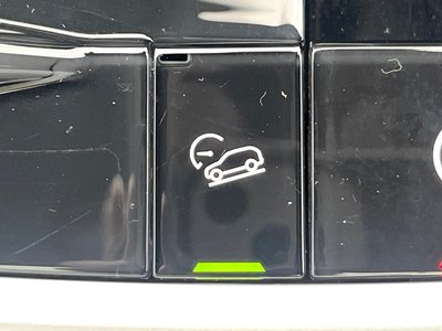 2021 BMW X7 thumbnail 69