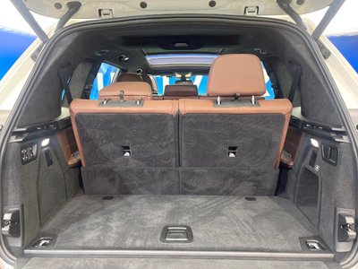 2021 BMW X7 photo 15