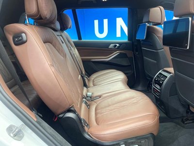 2021 BMW X7 photo 11