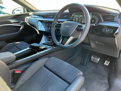 2024 AUDI Q8 E-TRON 照片 35