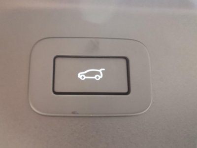 2026 LAND Rover RANGE ROVER VELAR thumbnail 30