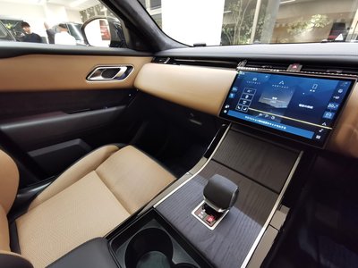 2026 LAND Rover RANGE ROVER VELAR thumbnail 46