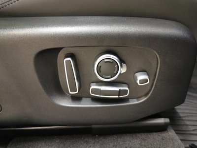2026 LAND Rover RANGE ROVER VELAR thumbnail 44