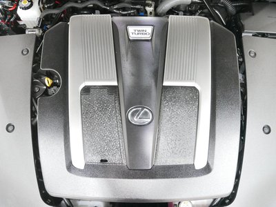 2023 Lexus LS photo 8