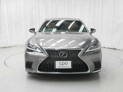 2023 Lexus LS photo 2