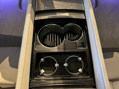 2016 Mercedes-BENZ S-CLASS MAYBACH photo 26