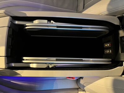 2016 Mercedes-BENZ S-CLASS MAYBACH photo 27