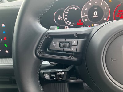2024 Porsche CAYENNE thumbnail 30