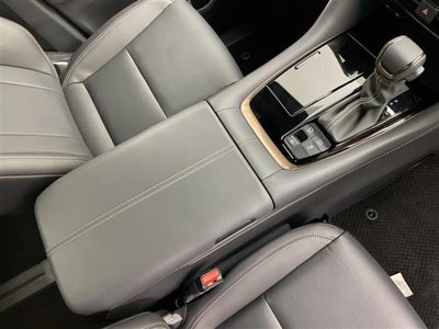 2025 Toyota ALPHARD — фото 10