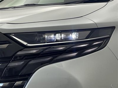 2025 Toyota ALPHARD — фото 24