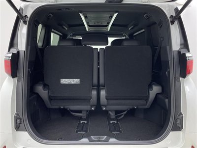 2025 Toyota ALPHARD — фото 29