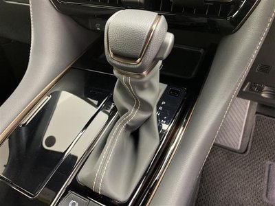 2025 Toyota ALPHARD — фото 27