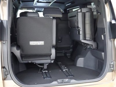 2023 Toyota ALPHARD 照片 28