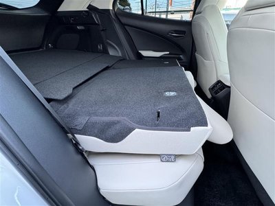 2026 Lexus UX 缩略图 19