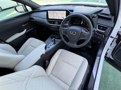 2026 Lexus UX 缩略图 12