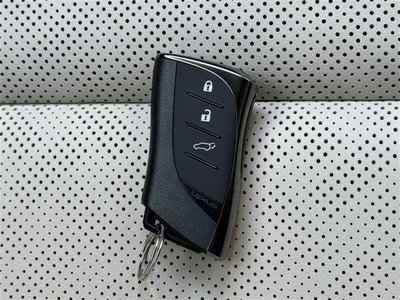 2026 Lexus UX 缩略图 38