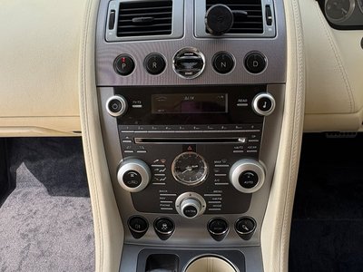 صورة 12 لـ 2010 Aston Martin RAPIDE