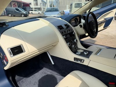 صورة 20 لـ 2010 Aston Martin RAPIDE