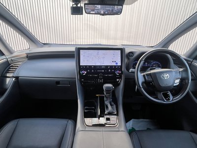 2024 Toyota ALPHARD — фото 11