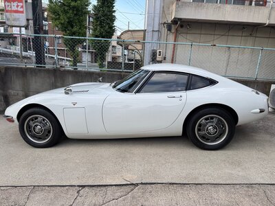 2021 Toyota 2000GT — фото 4