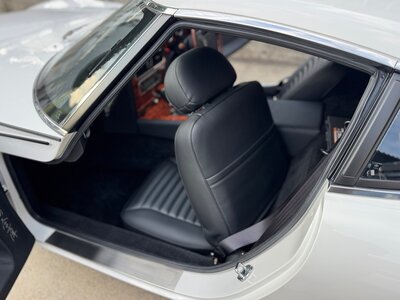 2021 Toyota 2000GT — фото 23