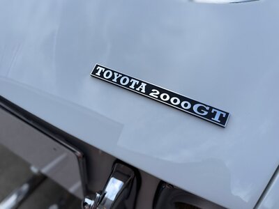 2021 Toyota 2000GT — фото 52