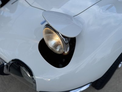 2021 Toyota 2000GT — фото 43