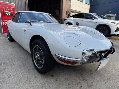 2021 Toyota 2000GT — фото 3