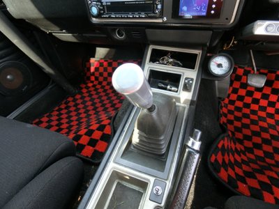 1984 Nissan SKYLINE COUPE — миниатюра 15