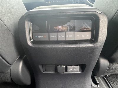 2024 Toyota LAND CRUISER 250 thumbnail 30