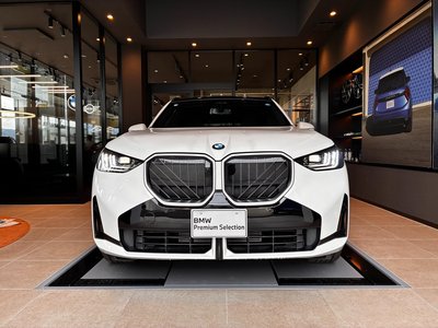 2025 BMW X3 photo 2