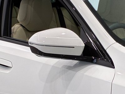2025 BMW I5 TOURING photo 42