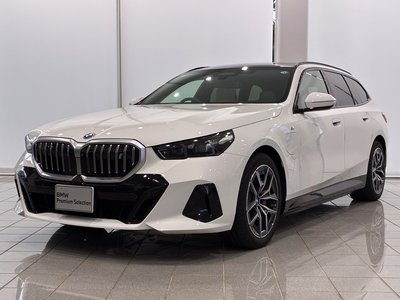 2025 BMW I5 TOURING photo 1
