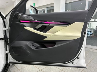 2025 BMW I5 TOURING photo 41