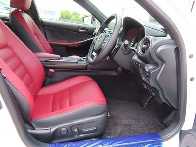 2023 Lexus IS — миниатюра 55