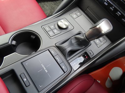 2023 Lexus IS — миниатюра 77