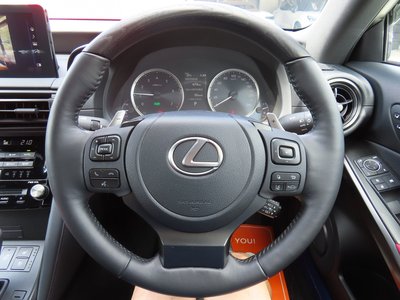 2023 Lexus IS — миниатюра 62