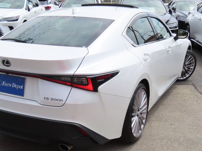 2023 Lexus IS — миниатюра 34