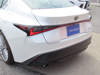 2023 Lexus IS — миниатюра 43