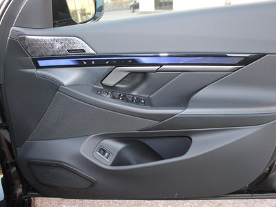 2024 BMW I5 TOURING thumbnail 43