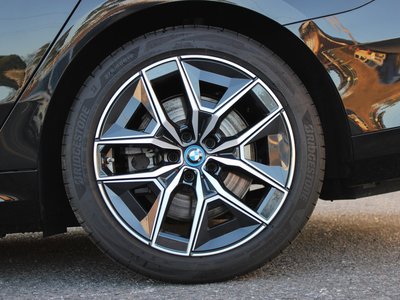 2024 BMW I5 TOURING photo 12