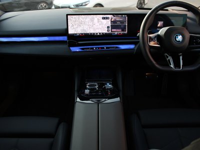 2024 BMW I5 TOURING thumbnail 64