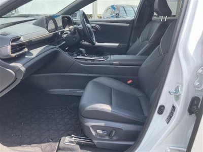 صورة 8 لـ 2025 Toyota CROWN ESTATE