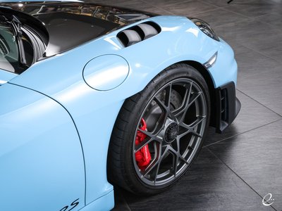 2024 Porsche 718 SPYDER thumbnail 32