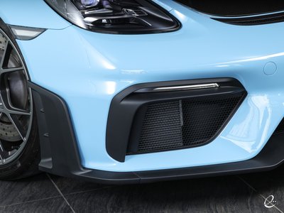 2024 Porsche 718 SPYDER thumbnail 19