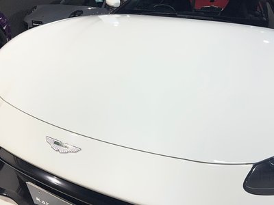 2018 Aston Martin VANTAGE — миниатюра 23